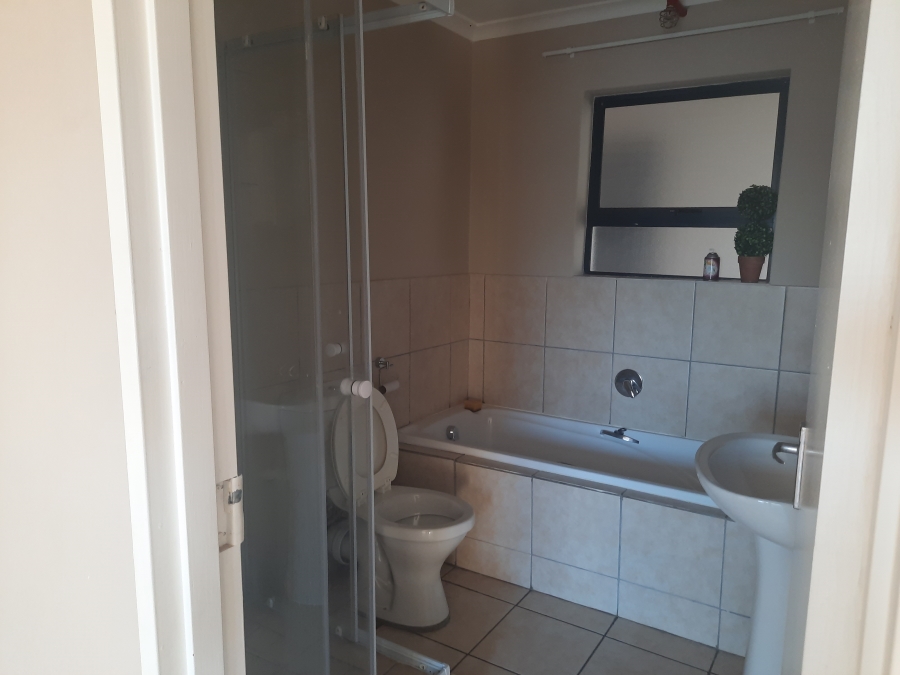To Let 2 Bedroom Property for Rent in Burgundy Estate Western Cape